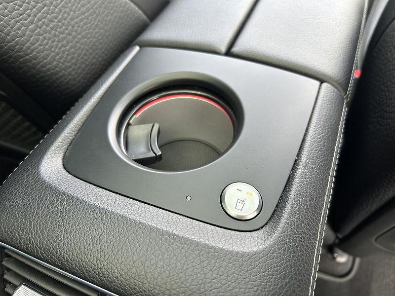 Mercedes-Benz GLS 400d 4MATIC AMG AIRMATIC - fotka 23 z 31
