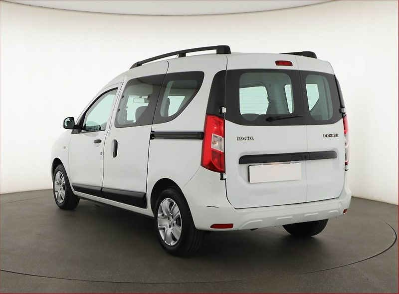 Dacia Dokker (2020) Arctica 1.5 dCi, 5Míst, ČR - fotka 4 z 13