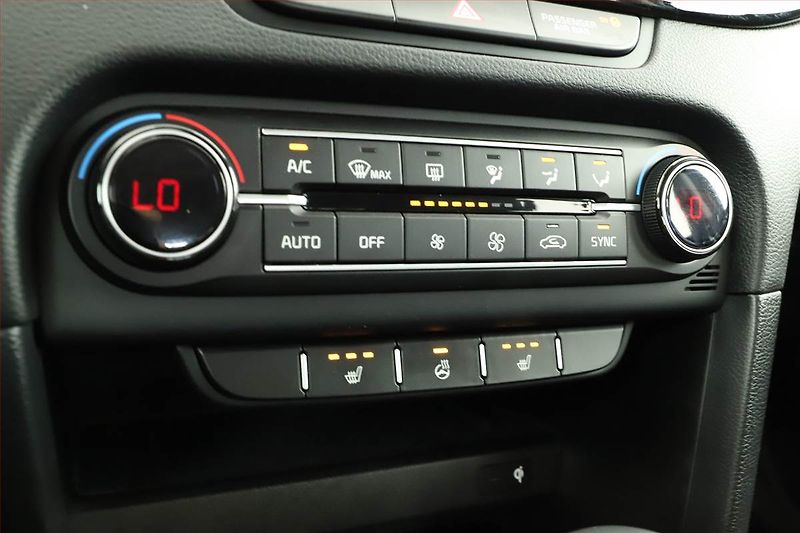 Kia XCeed (2024) 1.5 T-GDI - fotka 11 z 16