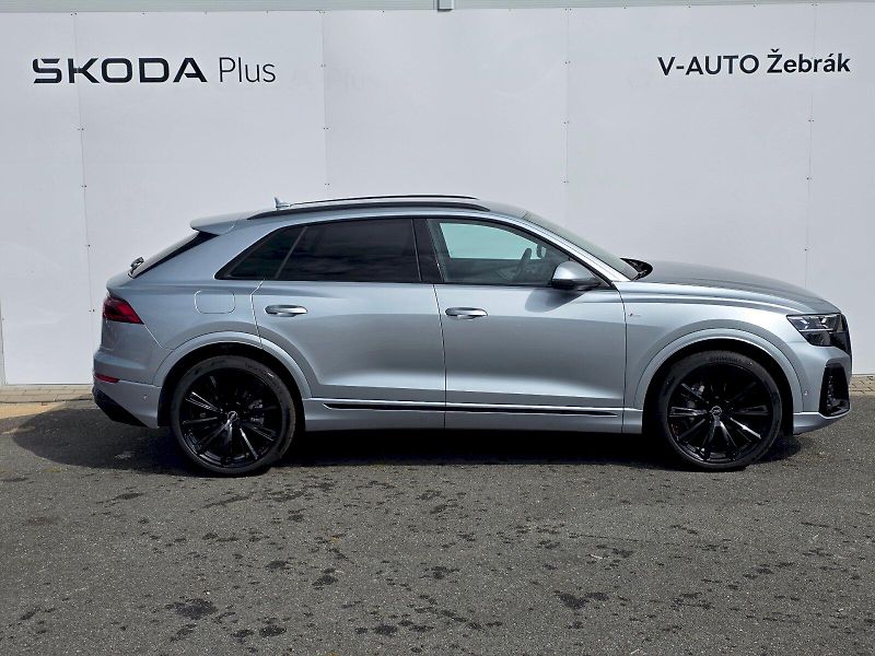Audi Q8 (2025) SUV 50 TDI quattro - fotka 6 z 24
