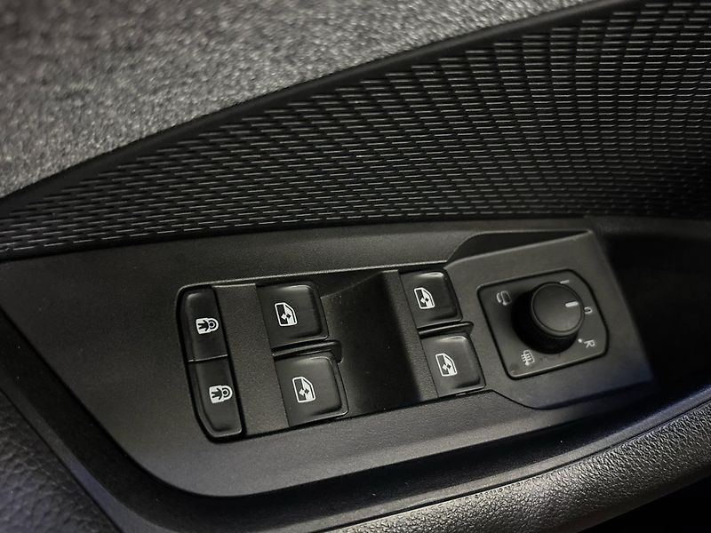 Škoda Octavia Top Selection DSG - fotka 21 z 29