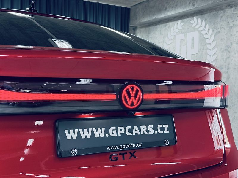 Volkswagen ID.7 (2025) GTX*4M*ZÁRUKA*TAŽNÉ*HEADUP*MAX - fotka 8 z 41