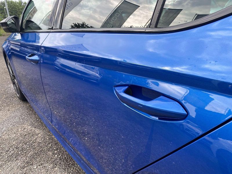 Škoda Octavia (2023) 2.0 TDI 4x4 DSG RS - fotka 38 z 44