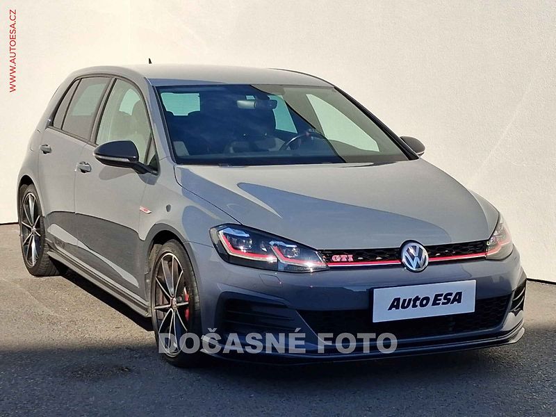 Volkswagen Golf (2019) 2.0 TSi, GTi, DSG, LED - fotka 1 z 20