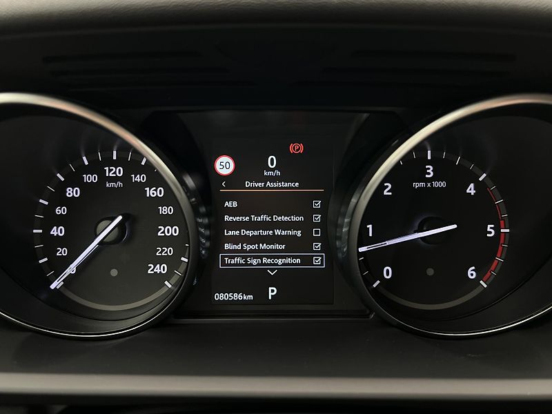 Land Rover Discovery 3.0 TDV6 HSE AWD AUT CZ - fotka 25 z 44