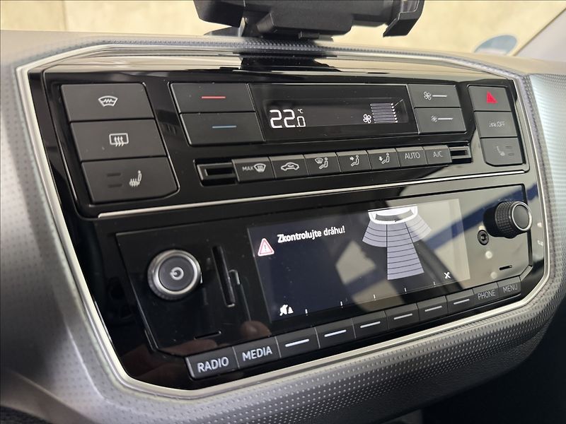 Škoda Citigo 61kW iV Best of LED PDC - fotka 38 z 40