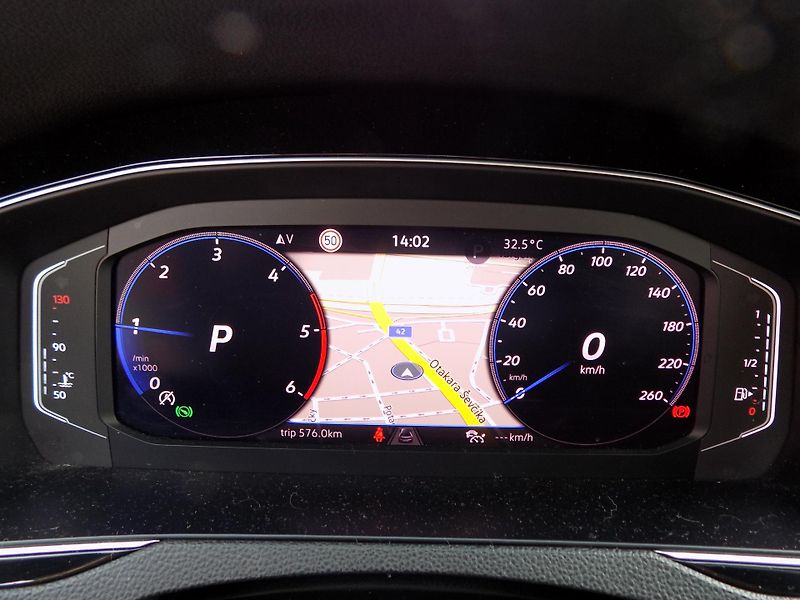 Volkswagen Passat 2,0 TDI 110 KW DSG VÝHŘEV LED - fotka 36 z 43
