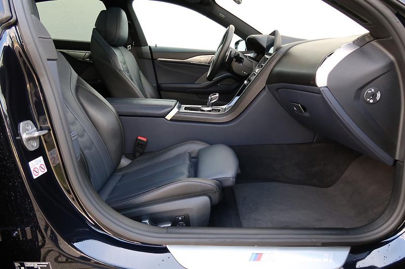 BMW Řada 8 840d xDrive Gran Coupé - fotka 13 z 16