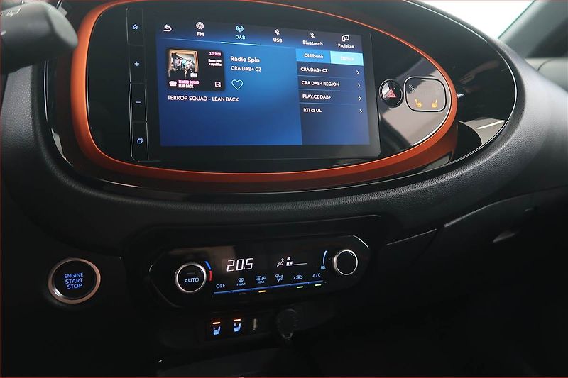Toyota Aygo (2022) 1.0 VVT-i, ČR,1.maj - fotka 12 z 17