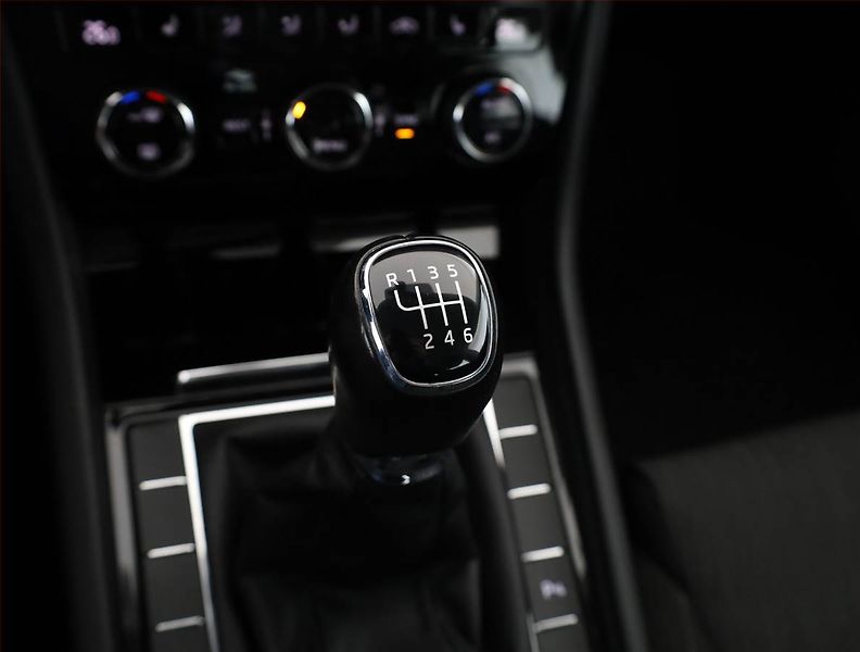 Škoda Superb (2020) 2.0 TDI - fotka 11 z 20