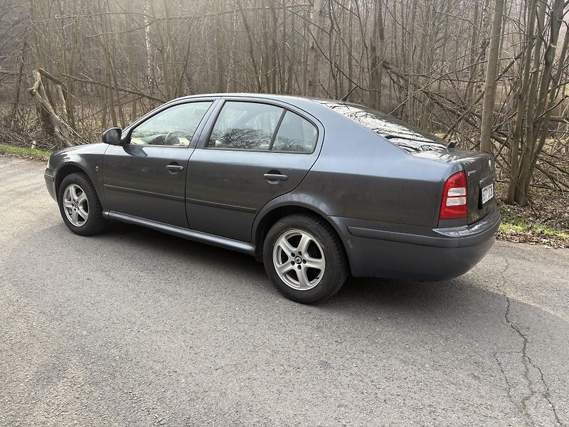 Škoda Octavia (2009) 1.6 75kW BENZIN+LPG - fotka 4 z 20