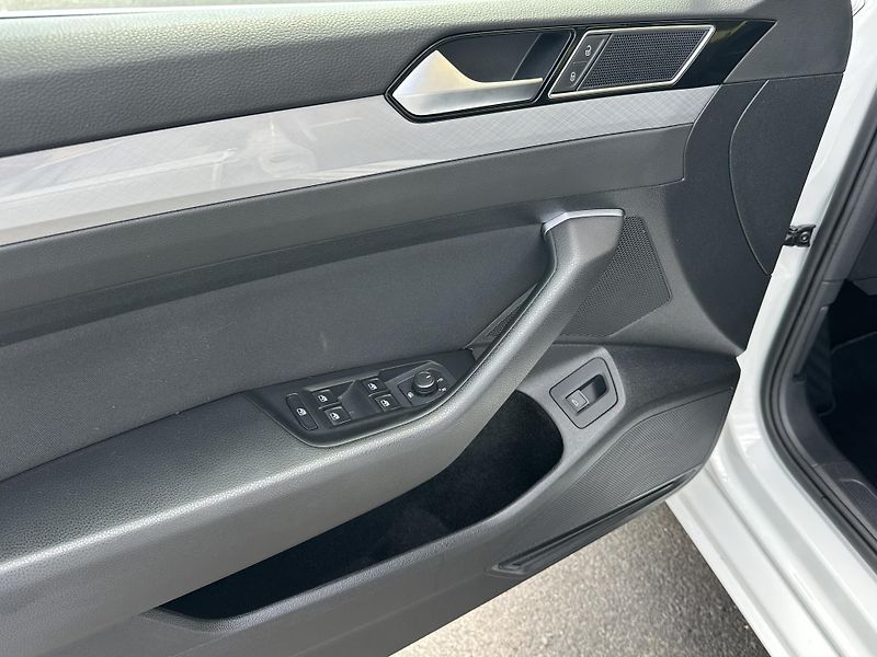 Volkswagen Passat (2020) 1.5TSI/110kW *DSG * LED*  - fotka 5 z 43