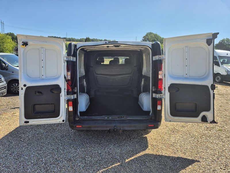 Renault Trafic (2018) 1.6Dci L2H1 6 Míst - fotka 24 z 26
