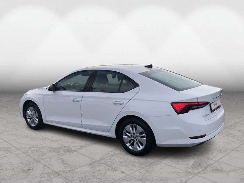 Škoda Octavia 2.0 TDI Ambition - fotka 7 z 28
