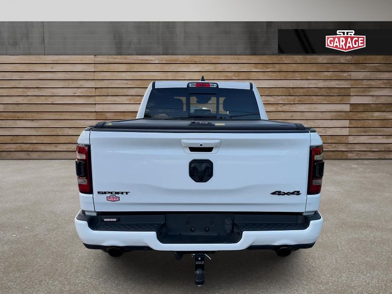 Dodge RAM (2021) +HEMI+SPORT+OFFROAD PAKET+ - fotka 4 z 21
