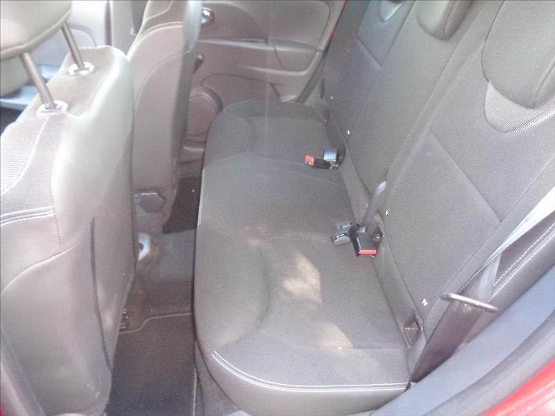 Renault Clio 0,9 0.9 TCI - fotka 18 z 18