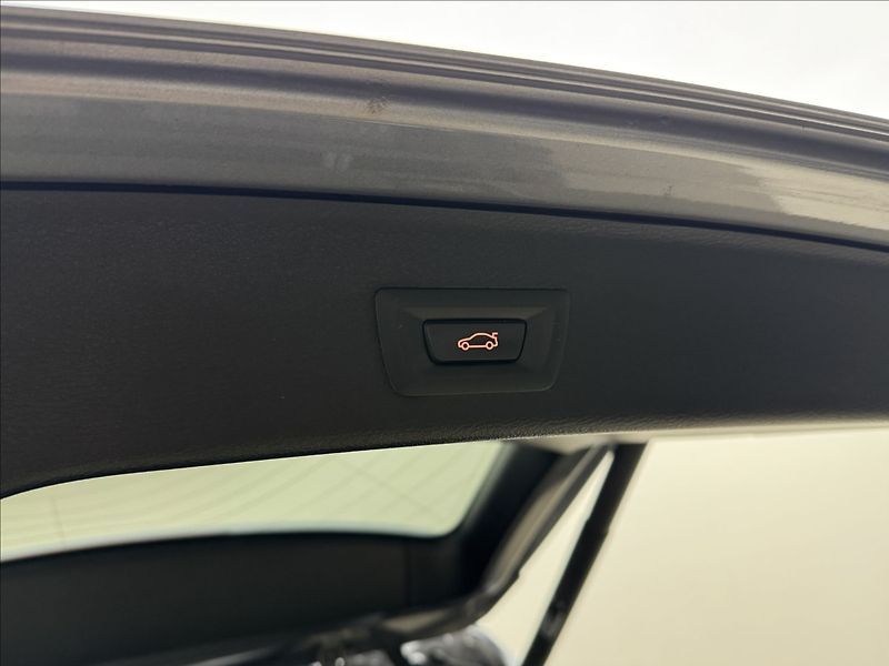 BMW X3 2,0 4X4 DPH M 2XKOLA NAVI ČR - fotka 35 z 36