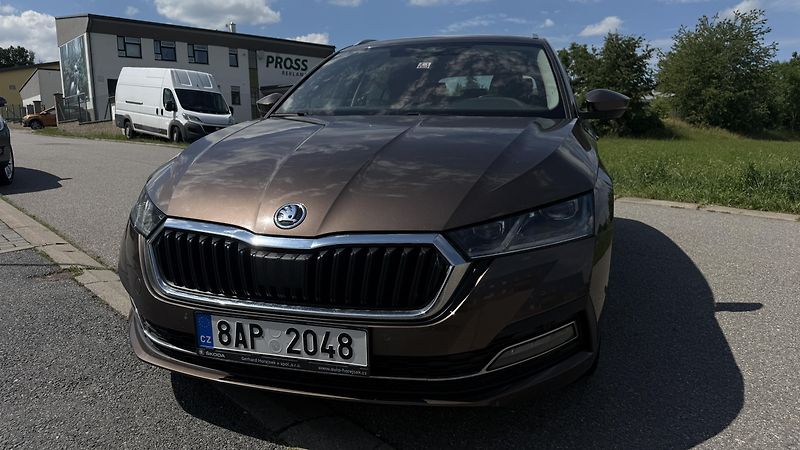 Škoda Octavia (2021) 2.0 tdi SERVIS ŠKODA - fotka 2 z 22