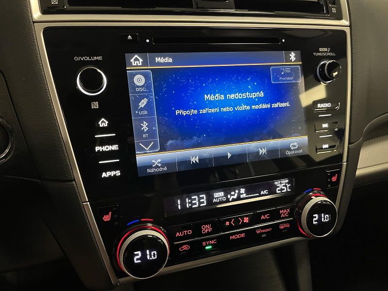 Subaru Outback 2.5i Comfort ES Lineartronic - fotka 31 z 43
