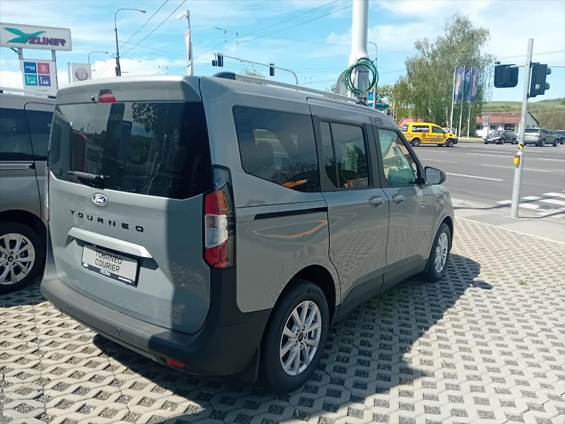 Ford Tourneo Courier (2026) 1,0 92 kW/125k  Titanium - fotka 5 z 8