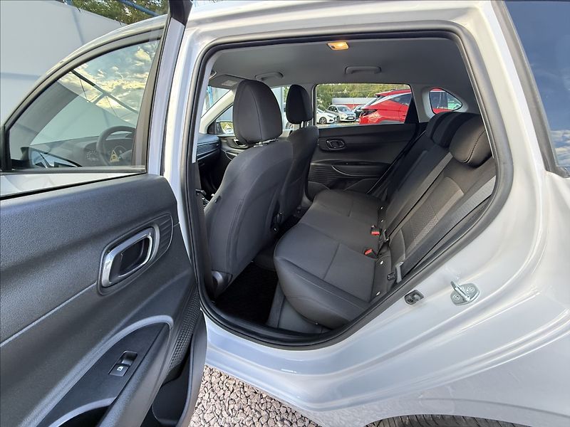Hyundai i20 1,2 DPI 57kW Smart - fotka 21 z 25