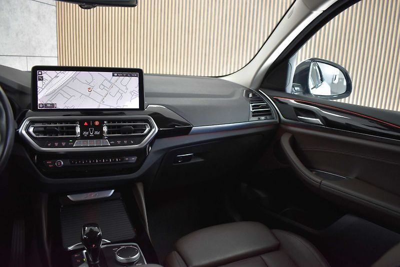 BMW X4 xD30d 210kW*HEAD-UP*TAŽNÉ*ČR - fotka 9 z 44