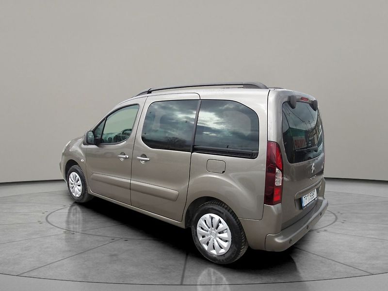 Citroën Berlingo 1,6HDi ČR 1.MAJ.! -21%DPH ! - fotka 10 z 33