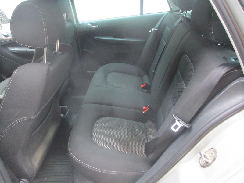 Škoda Fabia 1.9 TDi KLIMA +SADA KOL - fotka 11 z 34