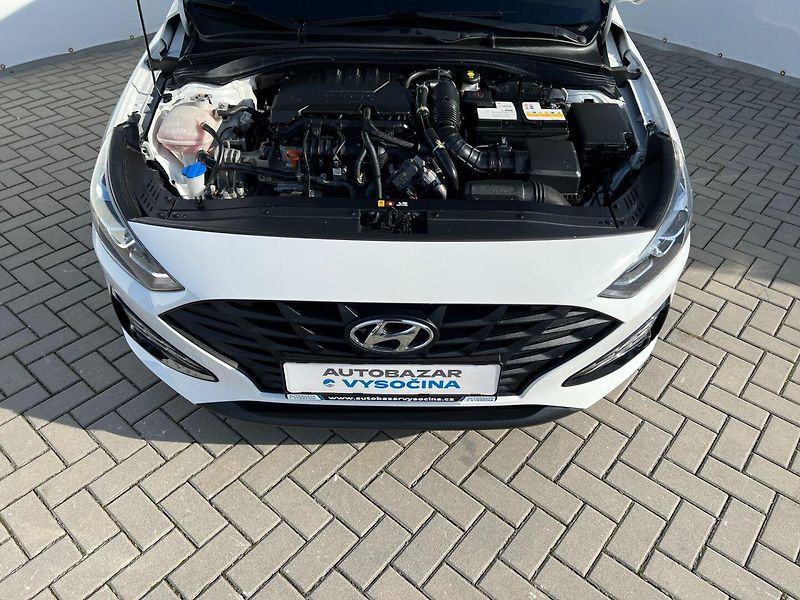 Hyundai i30 (2023) Com.1.0T-GDi Comfort! ČR+1maj. - fotka 12 z 34