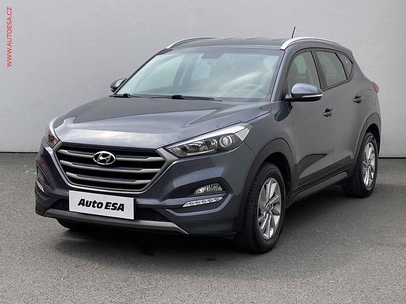 Hyundai Tucson (2016) 1.7 CRDi, Park. senzor, temp. - fotka 3 z 16