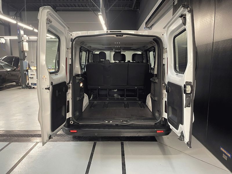Renault Trafic (2021) 2.0 dCi,125kW,L1H1,6 MÍST,ČR - fotka 10 z 46