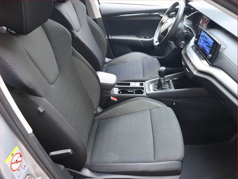 Škoda Octavia (2022) Ambition 2.0 TDI - fotka 9 z 19
