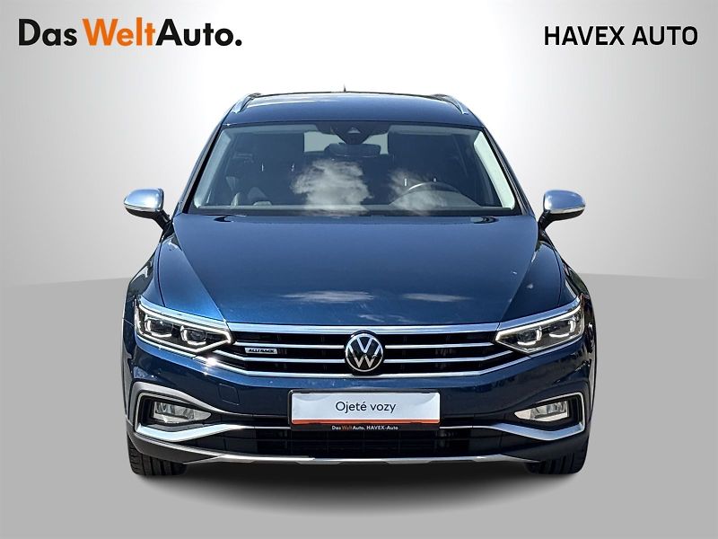 Volkswagen Passat Variant (2021) 2.0 TDI 4Motion DSG Alltrack - fotka 4 z 29