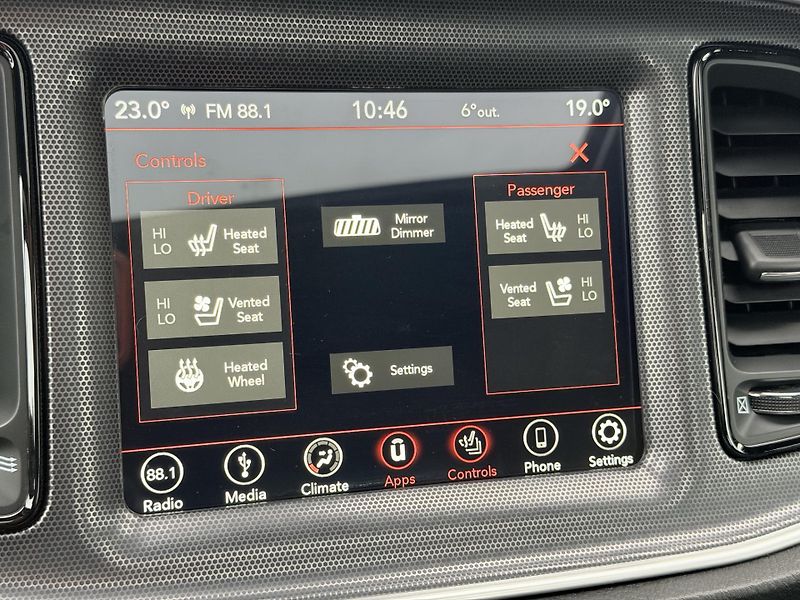 Dodge Challenger 3.6 V6 4x4  - fotka 15 z 28