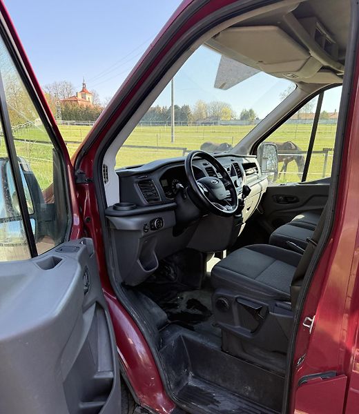 Ford Transit (2020) FORD TRANSIT 2020 L3H2 96KW  - fotka 10 z 20