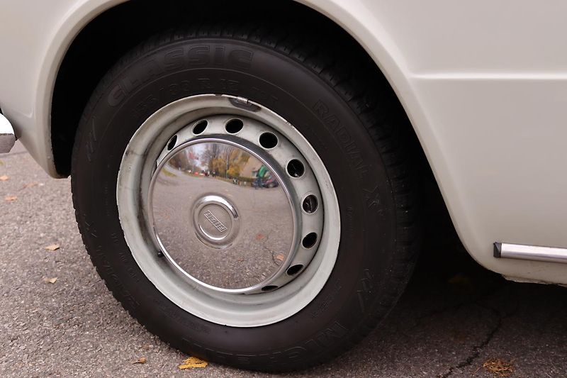 Fiat 124 1974 FIAT 124 SERIE III - fotka 21 z 50
