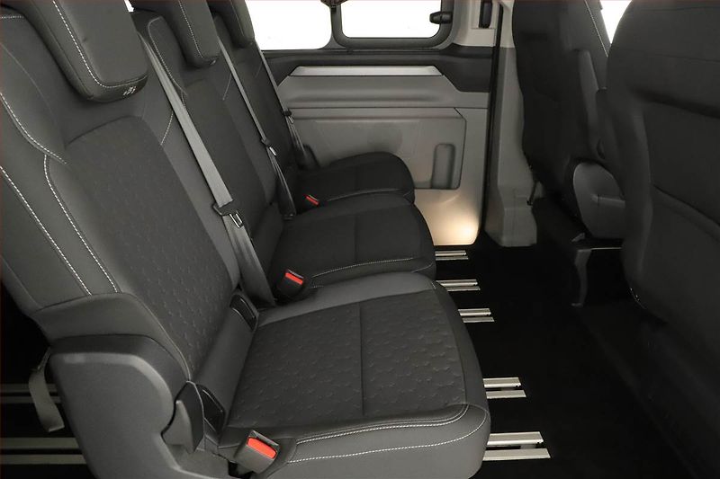Ford Tourneo Custom (2025) Titanium 2.0 EcoBlue, ČR - fotka 7 z 15