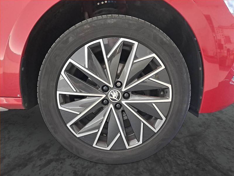Škoda Kamiq (2020) 1.6 TDI, ČR,1.maj, Serv.kniha - fotka 14 z 17