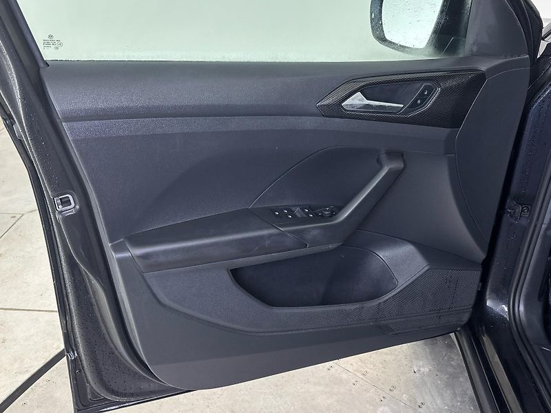 Volkswagen T-Cross LIFE - fotka 13 z 28