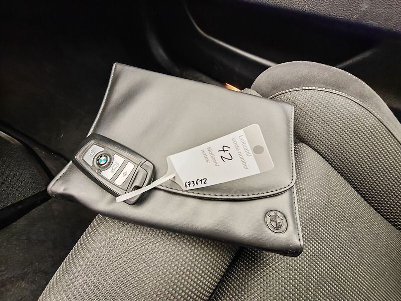 BMW Řada 5 - fotka 35 z 35