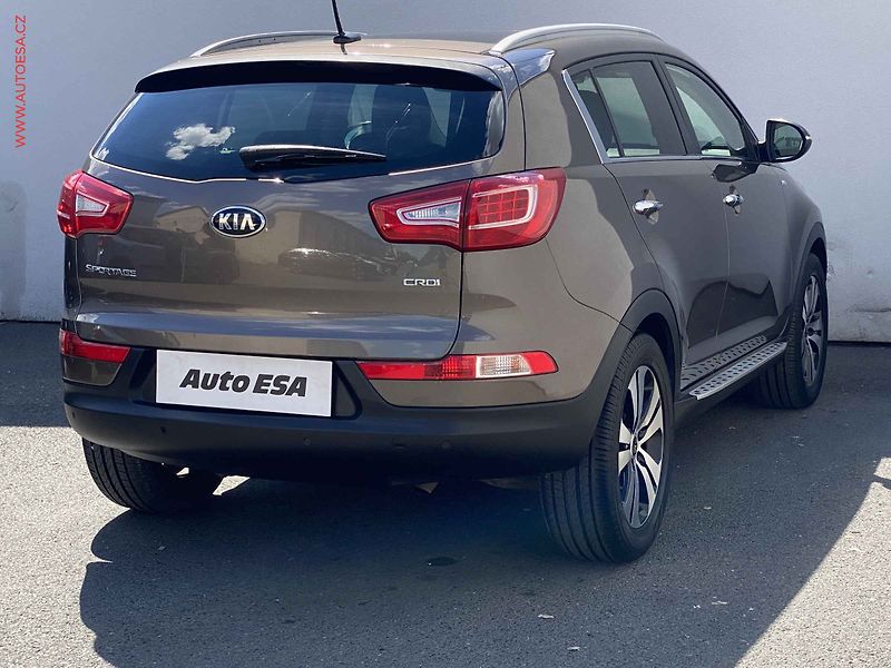 Kia Sportage (2014) 2.0 CRDi AWD, Premium, TZ - fotka 4 z 20