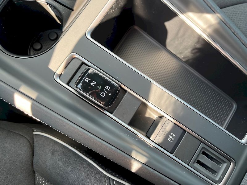 Škoda Enyaq (2026) Sportline 85 kWh 210 kW - fotka 7 z 35