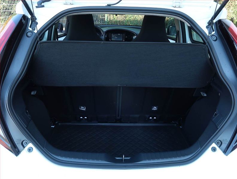 Toyota Aygo (2023) 1.0 VVT-i, Automat, ČR,1.maj - fotka 14 z 18