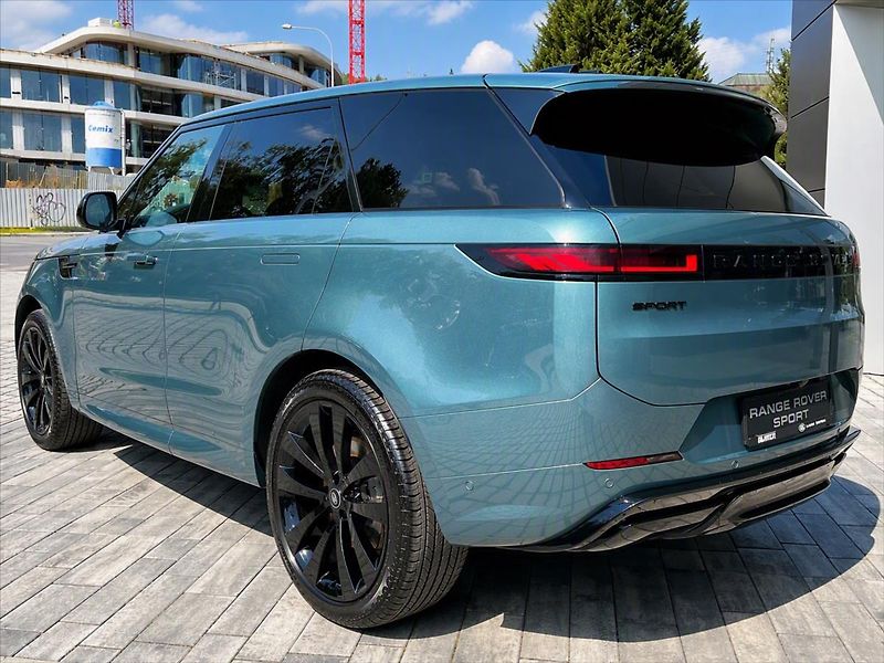 Land Rover Range Rover Sport (2026) 3,0 D300 DYNAMIC SE - fotka 3 z 35