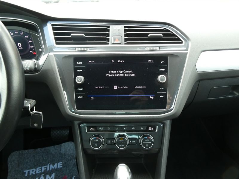 Volkswagen Tiguan 2,0 TSi 140kW DSG 4Motion,weba - fotka 30 z 52