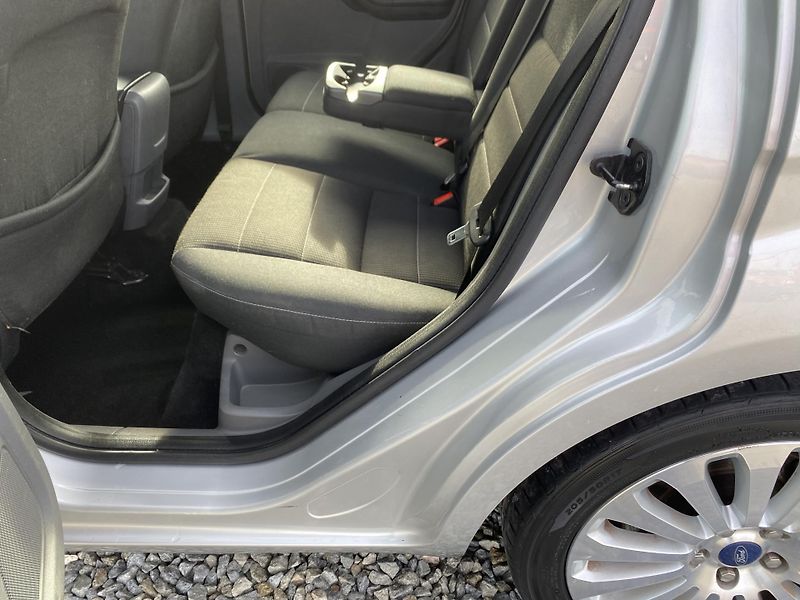 Ford Focus 2.0i 145PS LPG FORD COMBI TOP! - fotka 108 z 170
