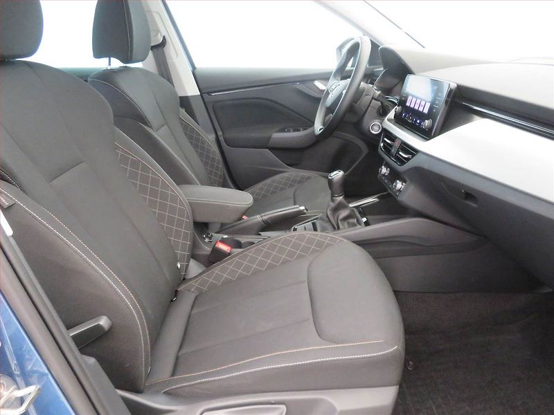Škoda Kamiq (2021) 1.0 TSI, Serv.kniha, Tempomat - fotka 9 z 17