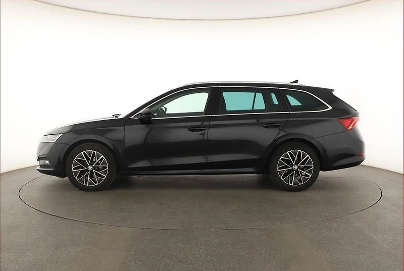 Škoda Octavia (2023) Style 2.0 TDI - fotka 3 z 21