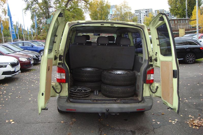 Volkswagen Transporter (2008) 2.5TDi,AUT,ČR,S.Kn.9-Míst - fotka 19 z 58