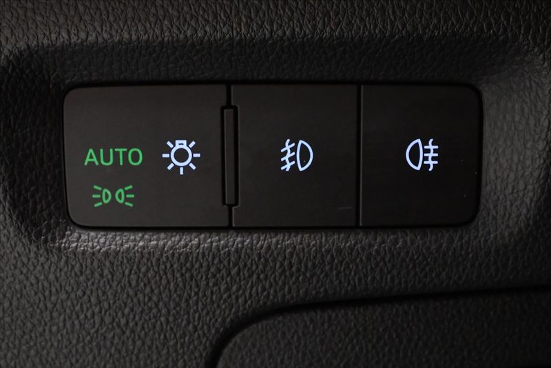 Škoda Octavia 2,0 TDI 110kW DSG Style Záruka - fotka 28 z 32